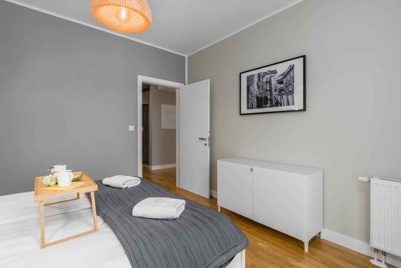 Apartament Black & White Mostowa By Renters Posen Exterior foto