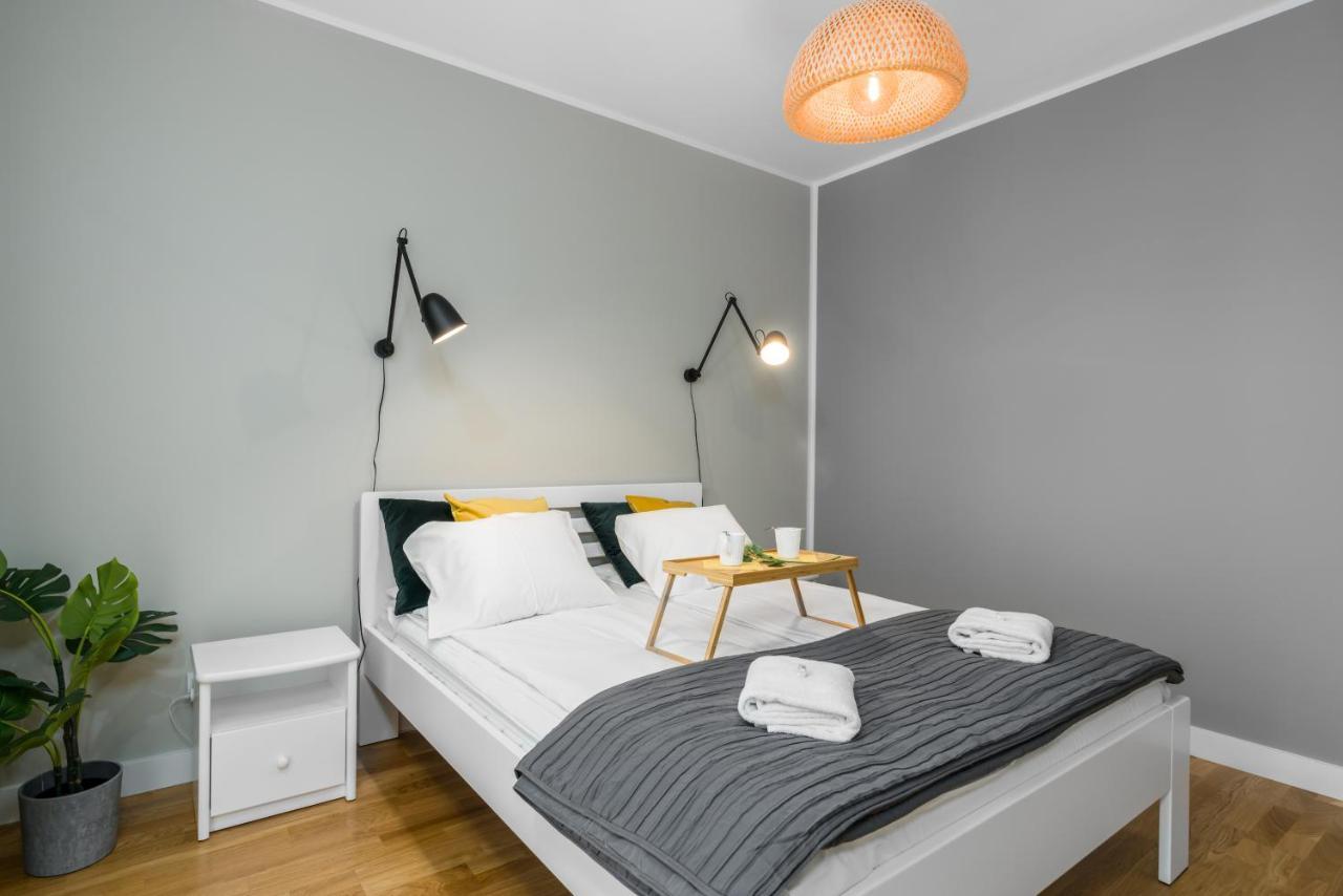 Apartament Black & White Mostowa By Renters Posen Exterior foto